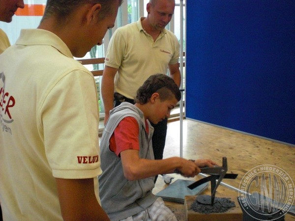 Schule trifft Handwerk 2009 Bild 15.jpg