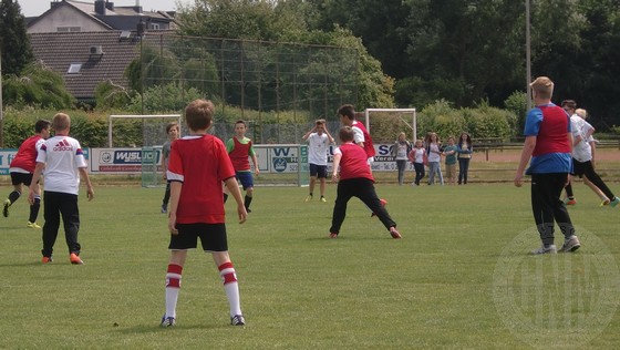 Fussballturniere (2015) Bild 04.jpg
