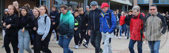 Sponsored Walk (2019) Bild 06.jpg