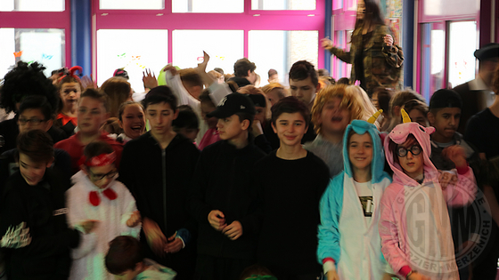 Schulkarneval M (2018) Bild07.jpg