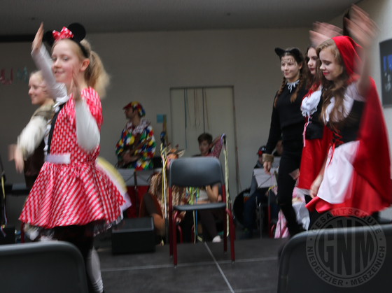 Schulkarneval M (2018) Bild16.jpg