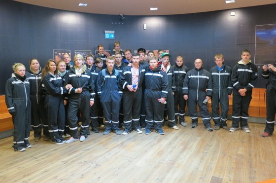 Jg 10 (2012) Klasse 10a 02.jpg