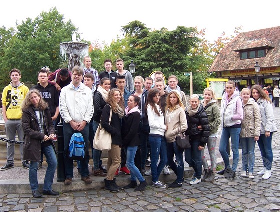 Jg 10 (2012) Klasse 10b 01.jpg