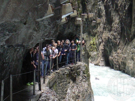 Jg 10 (2012) Klasse 10e Partnachklamm.jpg