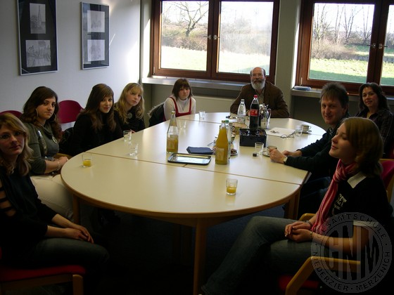 Franzoesische Schuelerinnen zu Gast (2007) Bild 01.jpg