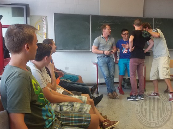 Die Wellenbrecher (2015) Bild 2.jpg