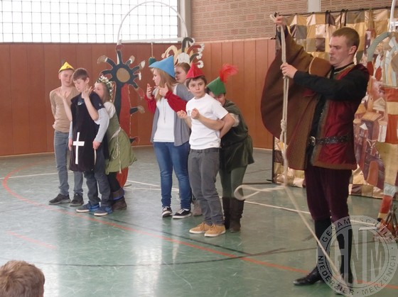 White Horse Theatre - Maid Marian (2013) Bild 08.jpg