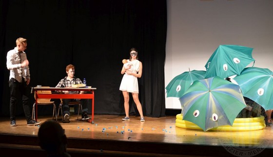 Sei ein Frosch- dachte sich Göttin Latona. Latona