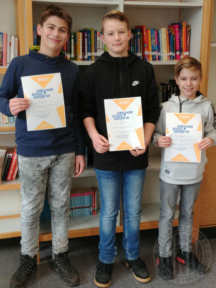 Die Erstplatzierten André Becker, Nic Kremmer und Yannic Odenthal. Erstplatzierte