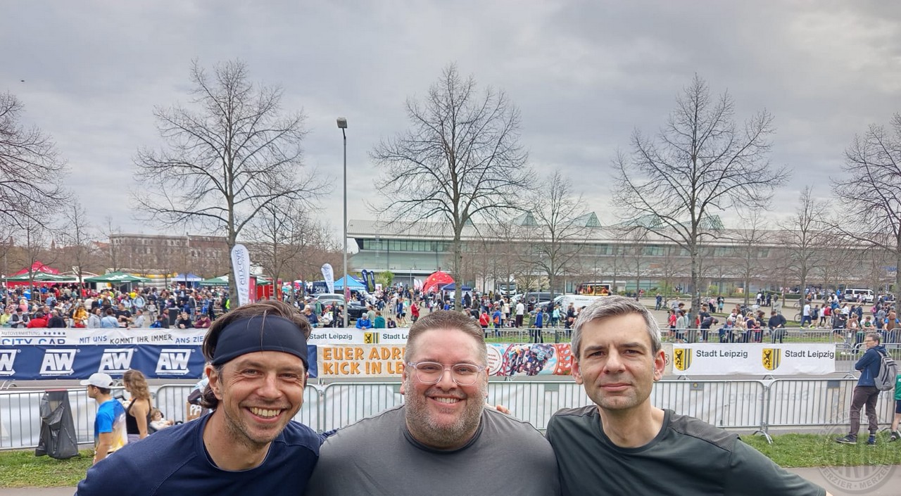 c Die drei Lehrkäfte Philipp Schlodereer, Ulli Flohr und Philipp Schloderer verbrachten mit den SchülerInnen ein tolles Wochenende in Leipzig