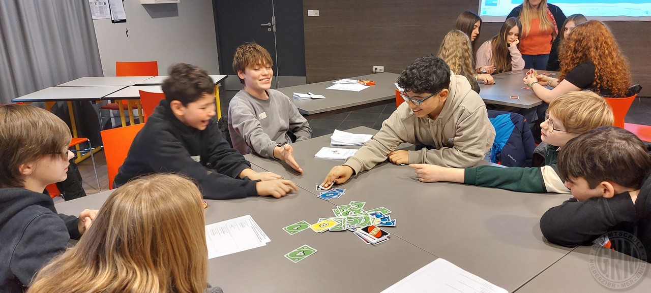 Beim gemeinsamen Spiel war Kommunikation unerlässlich c Beim gemeinsamen Spiel war Kommunikation unerlässlich