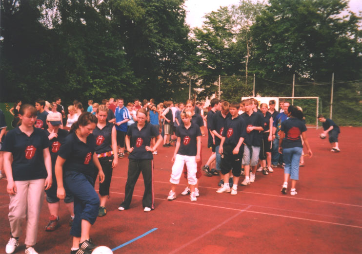 Beim Torwandschießen musste jede Klasse ihre Treffsicherheit unter Beweis stellen. 