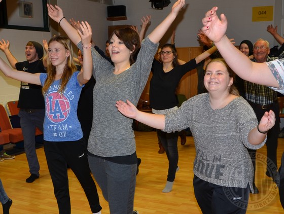 Begeisterte Gesichter beim Workshop der Starpantomimen...