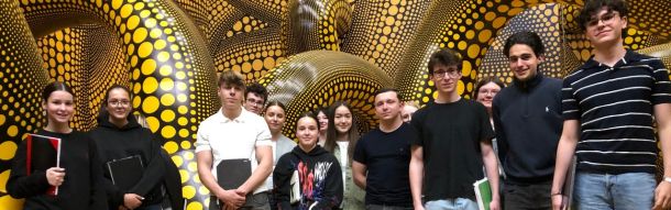 Der Kunstkurs EF zu Gast bei Yuyoi Kusama